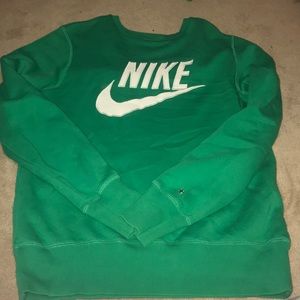 Nike’s crewneck sweatshirt